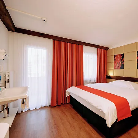 Elite Hotel